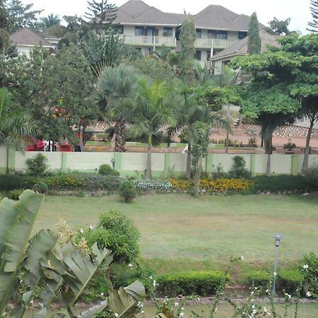Arch Apartments And Hotel Kampala Exteriör bild